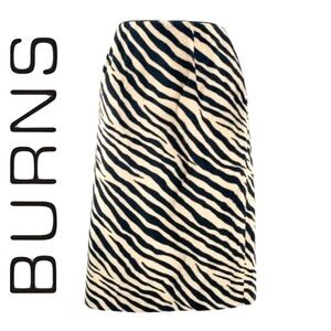 BURNS | Faux Beige & Black, Zebra Print Pencil Skirt, Knee Length Hem Size 8